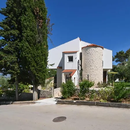 Casa Del Mar Apartment *
